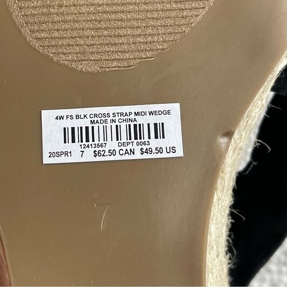 Torrid Size 7 midi wedge NWT Sandle shoes - Picture 4 of 5